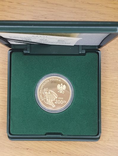 Poland 200 zlotych, 22ct gold coins