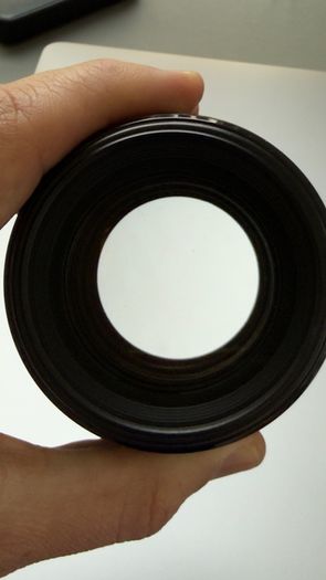 Canon EF 85mm f/1.8 USM