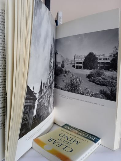 A History of Gonville and Caius College by Christopher Brooke (LP133))