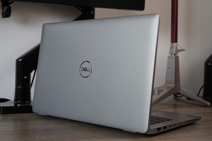 New Dell Latitude 5450 Business | Ultra 5 | 16GB RAM | 100% sRGB Touch | Pro Warranty