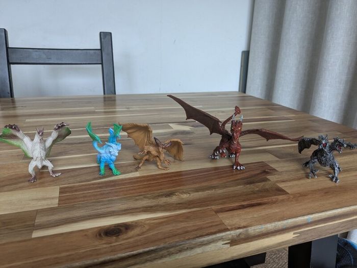Dragon figures