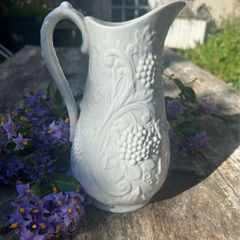 Portmerion Ceramic jug, beautiful fruit detail, perfect