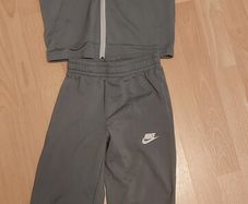 boys nike tracksuit