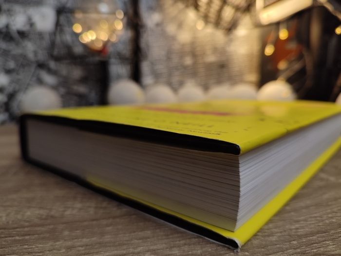 Never Mind the B#ll#cks, Heres the Science ! A Scientists Guide to the Biggest Challenges Facing our Species Today ! Hardcover ! 2021 ! by Gill Books !