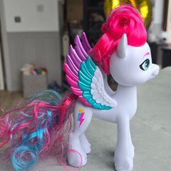 Large Zipp Storm Brushable 6 inch MLP G5 My Little Pony Hasbro 2021