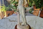 Vintage Italian lamp female figure