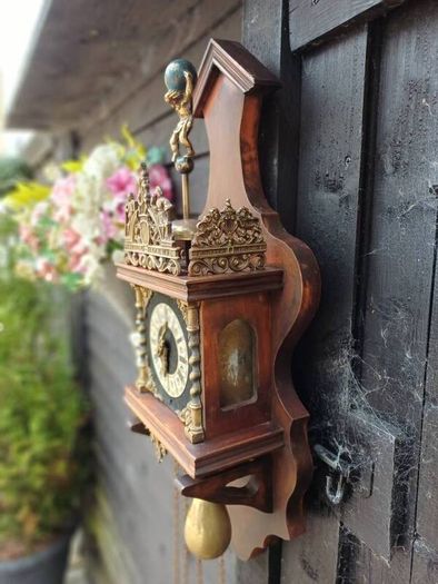 Vintage Dutch Atlas Clock