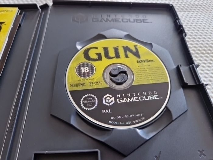 Gun  Nintendo Gamecube Game cube Games Original