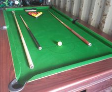Pool table