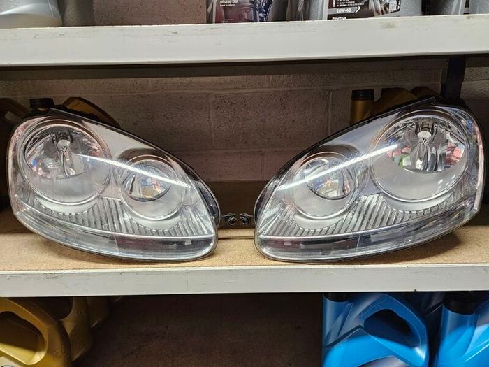 MK 5 VW Golf/ Jetta Headlights