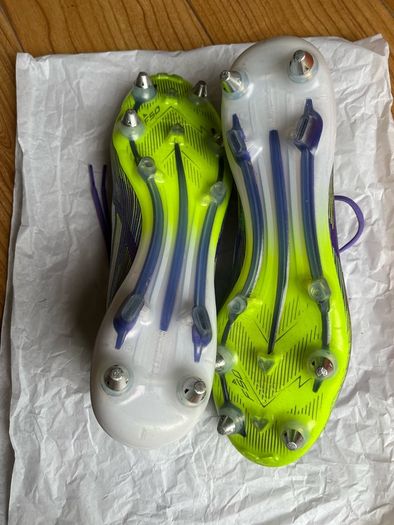 Adidas F50 Soft Ground Football boots