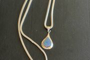 silver neck