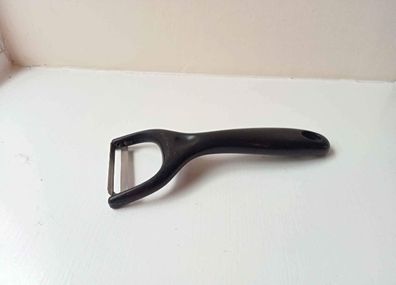 Vegetable Peeler