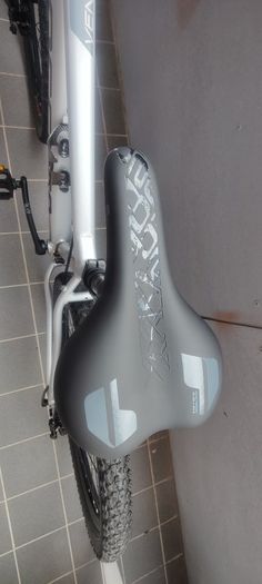 Carrera Vengeance Womens Mountain Bike -Silver Grey  .Frame size  M