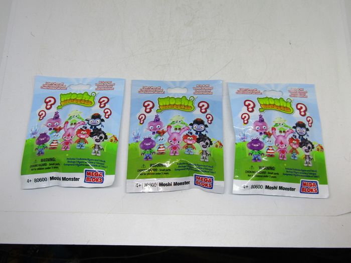 LOT OF 3 Mega Bloks Moshi Monsters 80600 Series 1 Minifigure Mystery Pack LOT OF 3 Also Compatible With Lego And Other Brands
