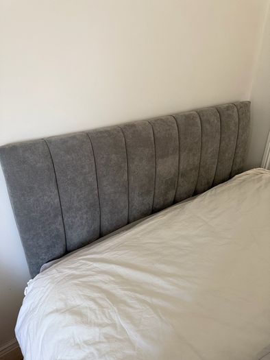 grey double bed