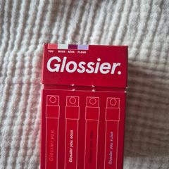 Glossier You Wardrobe Sample Set