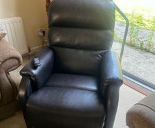 Riser recliner chair