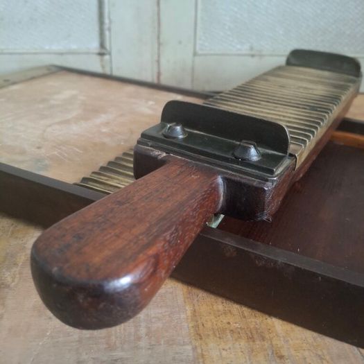 Victorian Apothecary Pill-Making Machine