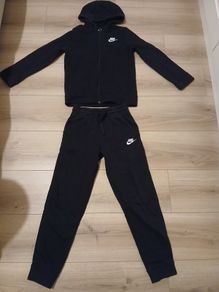 nike tracksuit boys