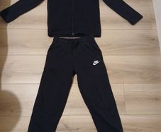 nike tracksuit boys