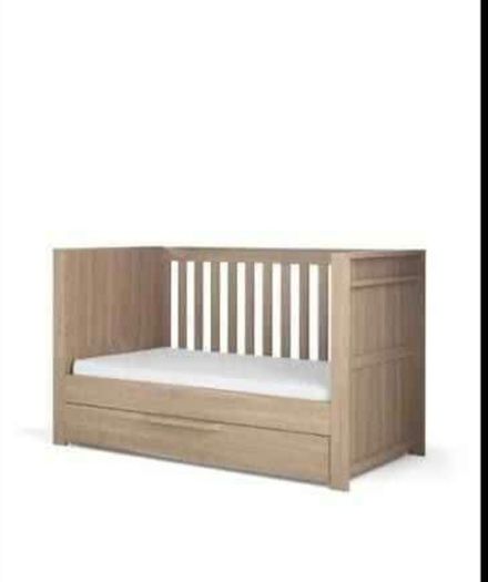 Mamas and Papas Cot bed