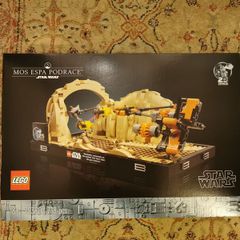 Lego Star Wars 75380: Mos Espa Podrace Diorama