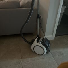 miele vacuum cleaner