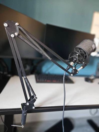 Audio-Technica AT2020 XLR Condenser Microphone + Streaming Setup