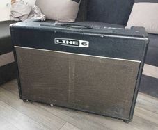 Line 6 Vetta 2 Guitar Amplifier combo