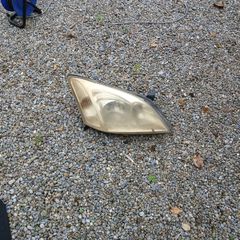 02 toyota corolla headlight