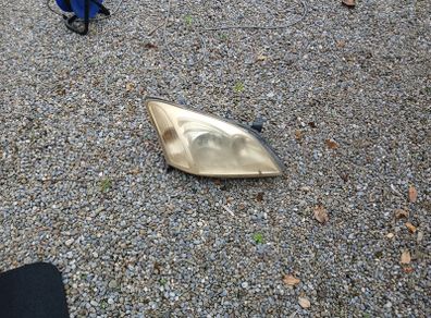 02 toyota corolla headlight
