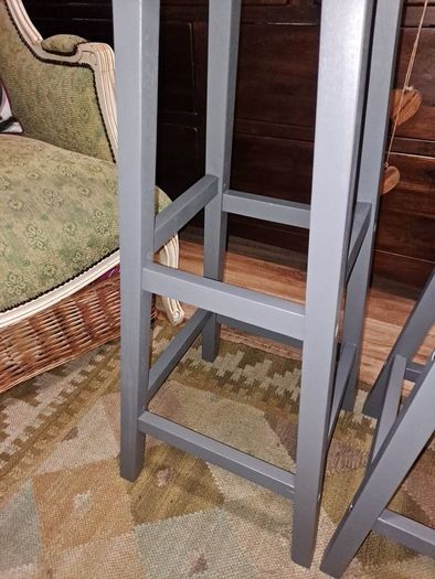 Island/Bar Stools