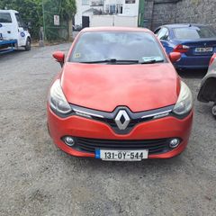 131 Renault Clio Breaking for parts