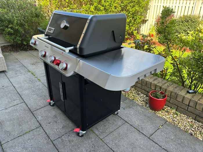 Weber Genesis E-335 Gas Barbecue