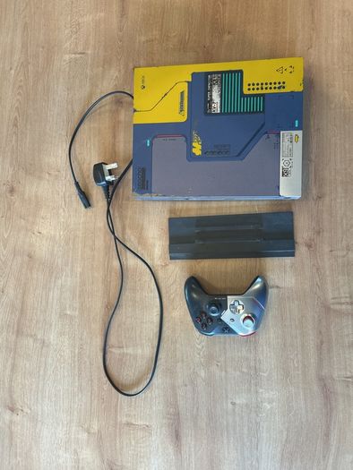 Xbox One X - Cyberpunk limited edition