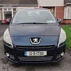 2012 Peugeot 5008