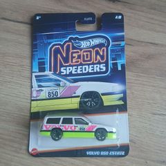 Hot Wheels Volvo 850 Estate Neon Speeder