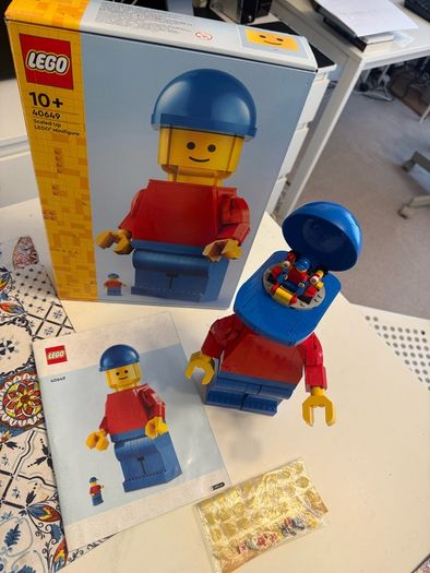 Lego Up-Scaled Minifigure 40649
