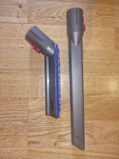 Dyson Pheumatic Head,2 new attachments