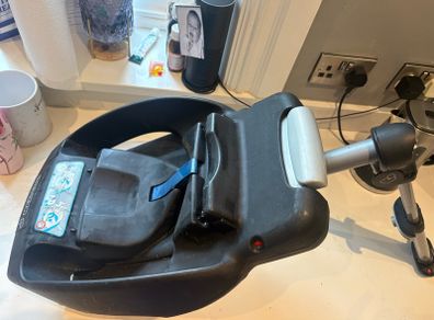 maxi cosi car base