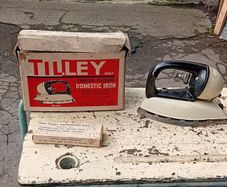 Vintage Tilley Iron