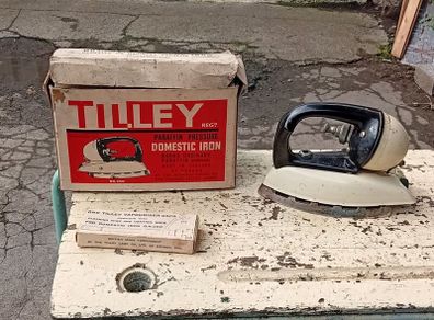 Vintage Tilley Iron