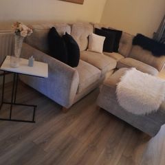 left hand corner suite