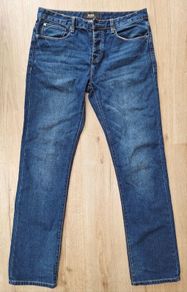 Diesel jeans 32 waist, 34 length. Straight leg