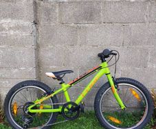 Cube Acid 200 - 20 inch Kids Bike - Excellent condition - As New