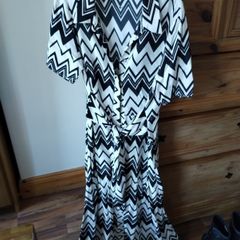 M&S Collection black and white chevron print dress - size 10