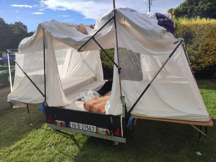 Trailer Tent