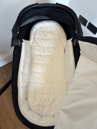 Cybex Priam Complete System  2no ISOFIX bases