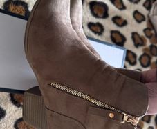 Brown Boots size 7